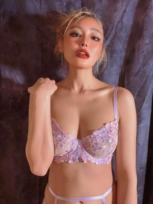 小夏エミリの写メ日記｜エトワール 吉原高級店ソープ