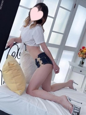 エミの写メ日記｜ラブ&ピース 埼玉県・大宮格安店ソープ