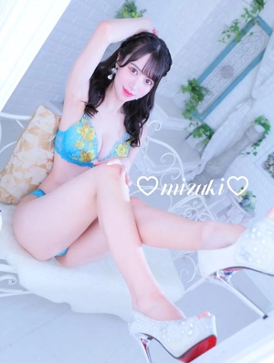 桜庭みずきの写メ日記｜リュクス～LUXE～ 吉原高級店ソープ