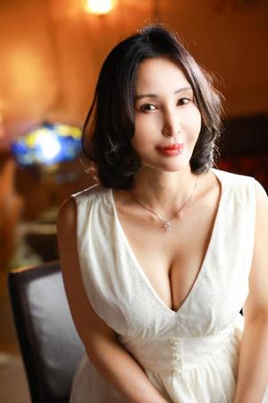 白鳥麗子の写メ日記｜プレジデントクラブ 吉原高級店ソープ