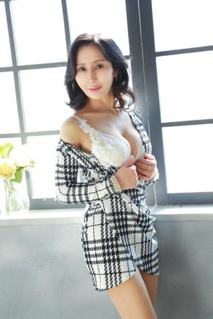 白鳥麗子の写メ日記｜プレジデントクラブ 吉原高級店ソープ