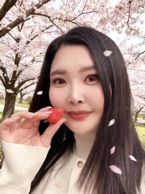 綾瀬はなの写メ日記｜プレジデントクラブ 吉原高級店ソープ