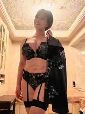 凪沢ひかるの写メ日記｜プレジデントクラブ 吉原高級店ソープ