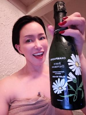 凪沢ひかるの写メ日記｜プレジデントクラブ 吉原高級店ソープ