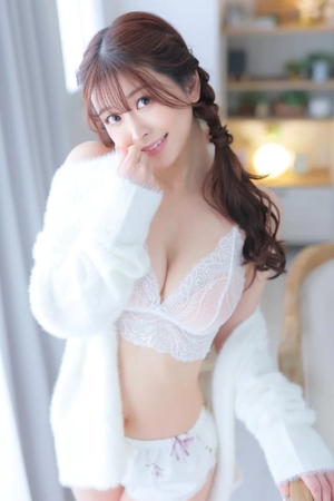 えみりの写メ日記｜ヴェルサイユ 吉原高級店ソープ