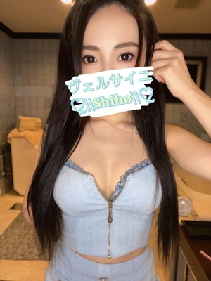 しほの写メ日記｜ヴェルサイユ 吉原高級店ソープ