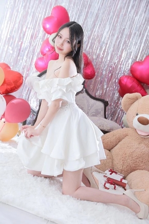 ゆいなの写メ日記｜ヴェルサイユ 吉原高級店ソープ