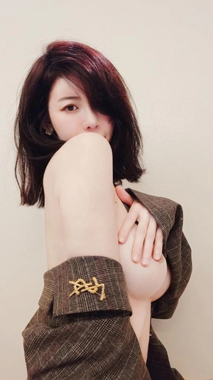 林田はなの写メ日記｜ヴェルサイユ 吉原高級店ソープ