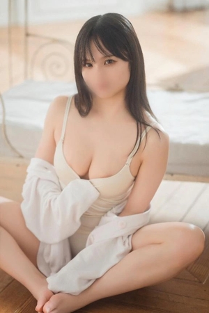 かりなの写メ日記｜ヴェルサイユ 吉原高級店ソープ