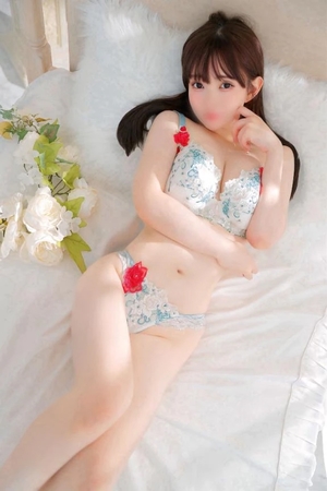 うるみの写メ日記｜ヴェルサイユ 吉原高級店ソープ