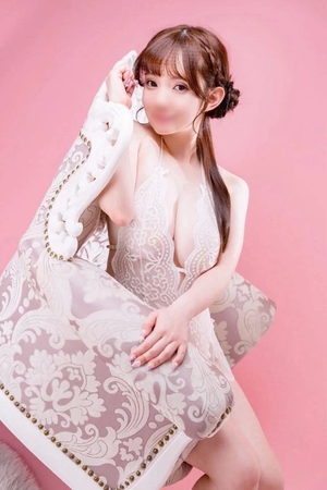 うるみの写メ日記｜ヴェルサイユ 吉原高級店ソープ