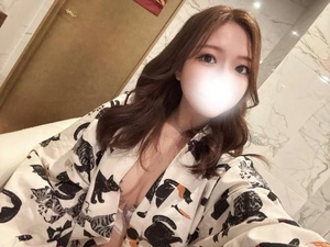 咲良の写メ日記｜ヴェルサイユ 吉原高級店ソープ