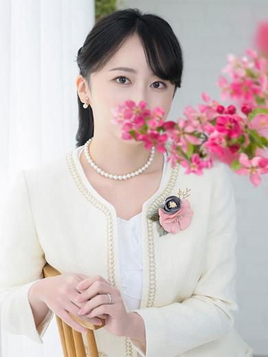 五十嵐理華 | 吉原 ハールブルク (1 / 9)