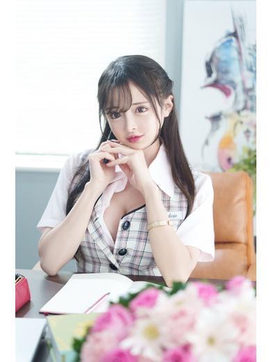 雫どれみ | 吉原 セグレターリオ (1 / 5)