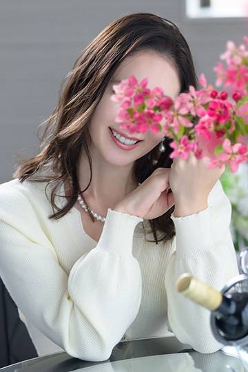 夏野朝妃|ローテンブルク 吉原高級店ソープ