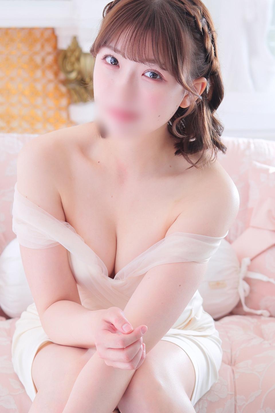 はな | 横浜 トリプルA (1 / 10)