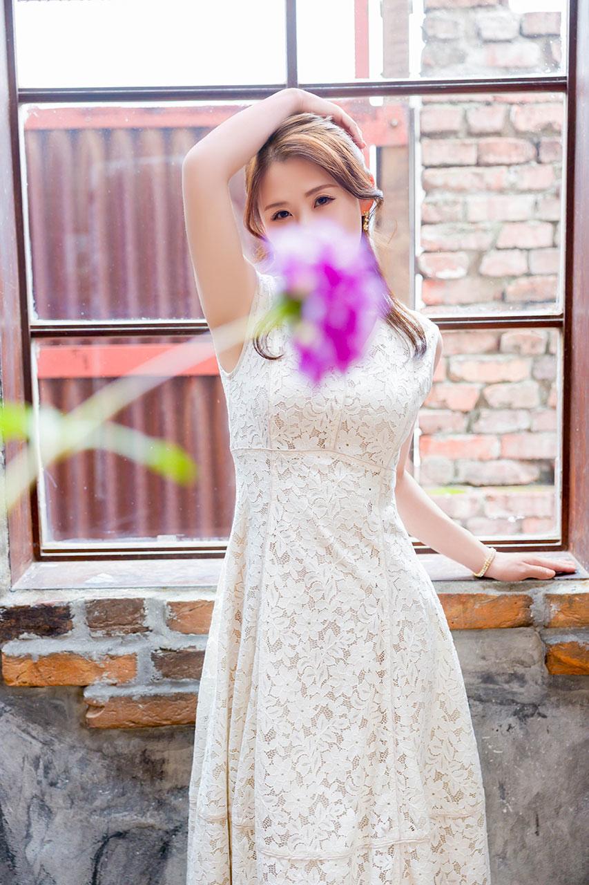 夢乃 | 吉原 パンドラ (1 / 8)