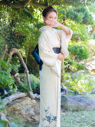 詩音 | 吉原 シャトーペトラ (2 / 5)