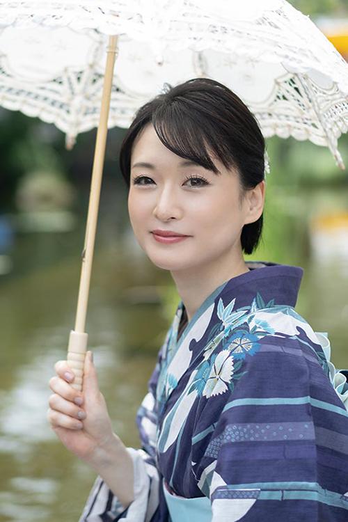 満島きよ・雪平奈々・八木香苗・愛原よし乃のグラビア｜ローテンブルク 吉原高級店ソープ