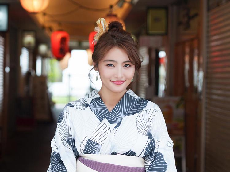 小夏エミリのグラビア｜エトワール 吉原高級店ソープ