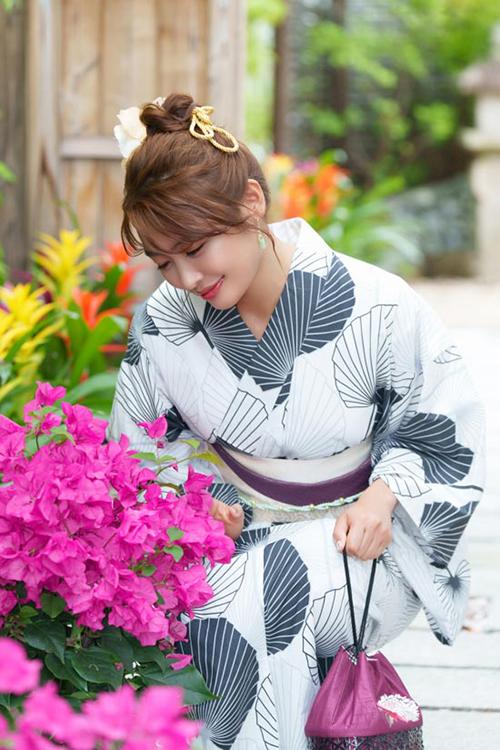 小夏エミリのグラビア｜エトワール 吉原高級店ソープ