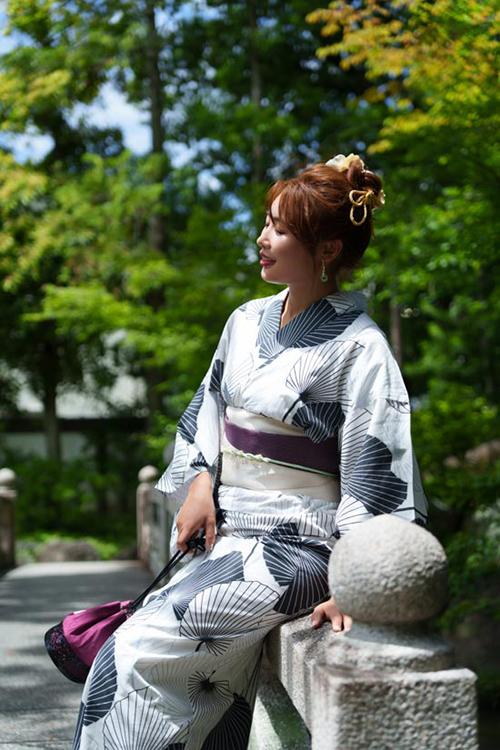 小夏エミリのグラビア｜エトワール 吉原高級店ソープ