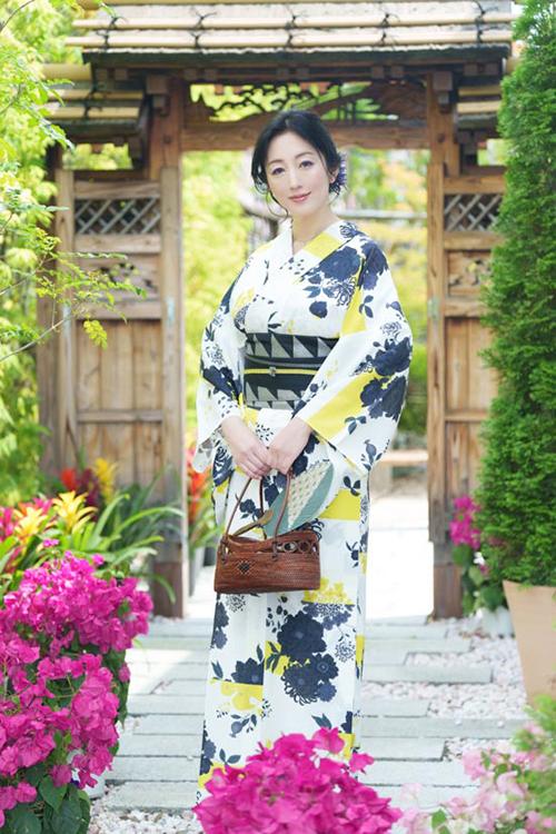 月島もものグラビア｜プレジデントクラブ 吉原高級店ソープ