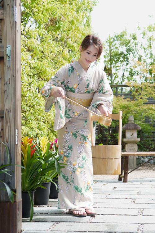 山岡鈴蘭のグラビア｜ローテンブルク 吉原高級店ソープ