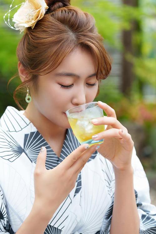 小夏エミリのグラビア｜エトワール 吉原高級店ソープ