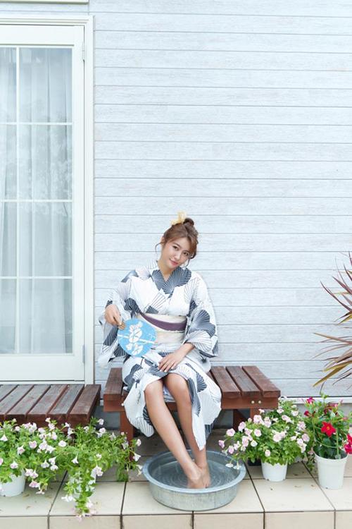 小夏エミリのグラビア｜エトワール 吉原高級店ソープ