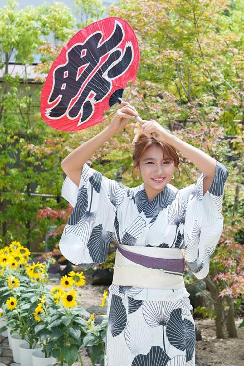 小夏エミリのグラビア｜エトワール 吉原高級店ソープ