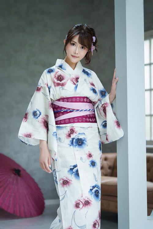 香織のグラビア｜秘書室 吉原高級店ソープ