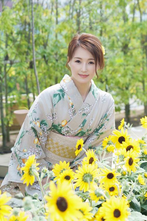 山岡鈴蘭のグラビア｜ローテンブルク 吉原高級店ソープ