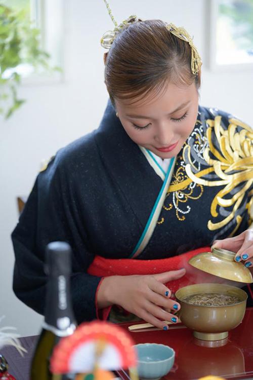 小夏エミリのグラビア｜エトワール 吉原高級店ソープ