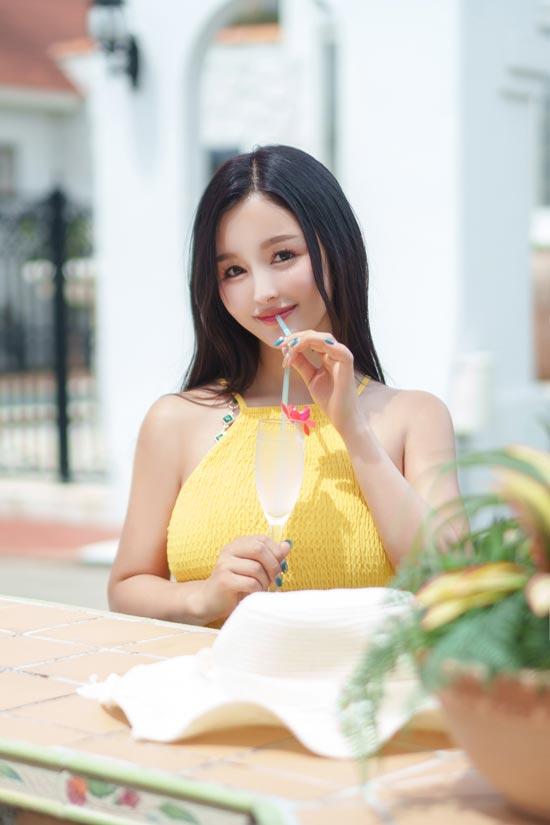 つぼみのグラビア｜秘書室 吉原高級店ソープ