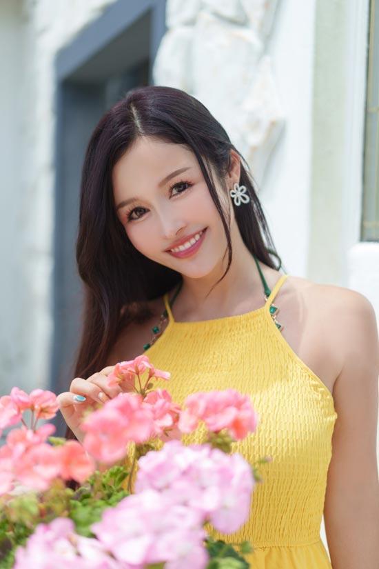 つぼみのグラビア｜秘書室 吉原高級店ソープ